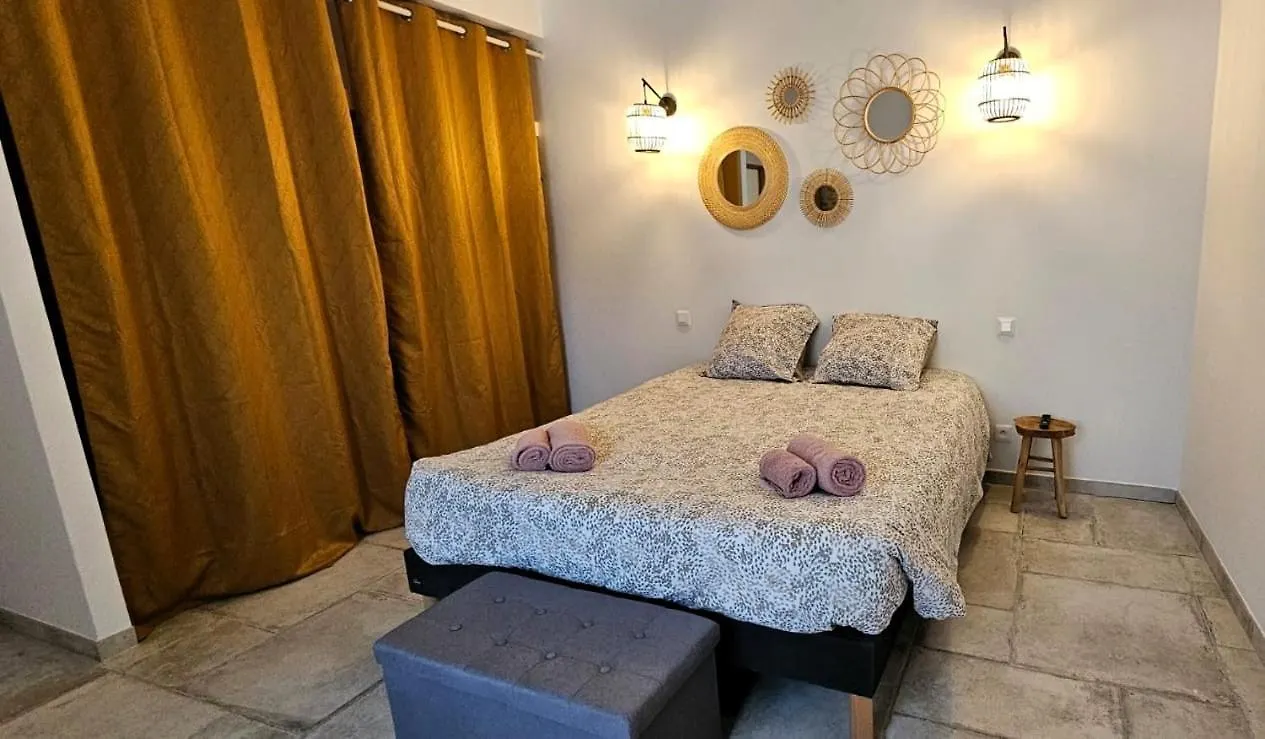 Holiday home Mas Les Fabrys Au Coeur Du Luberon Villa Bonnieux