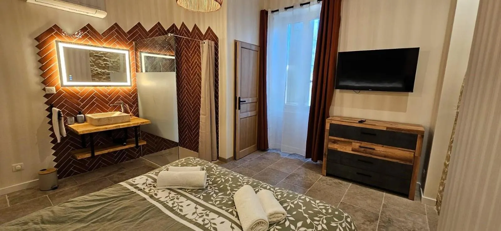 Holiday home Mas Les Fabrys Au Coeur Du Luberon Villa Bonnieux