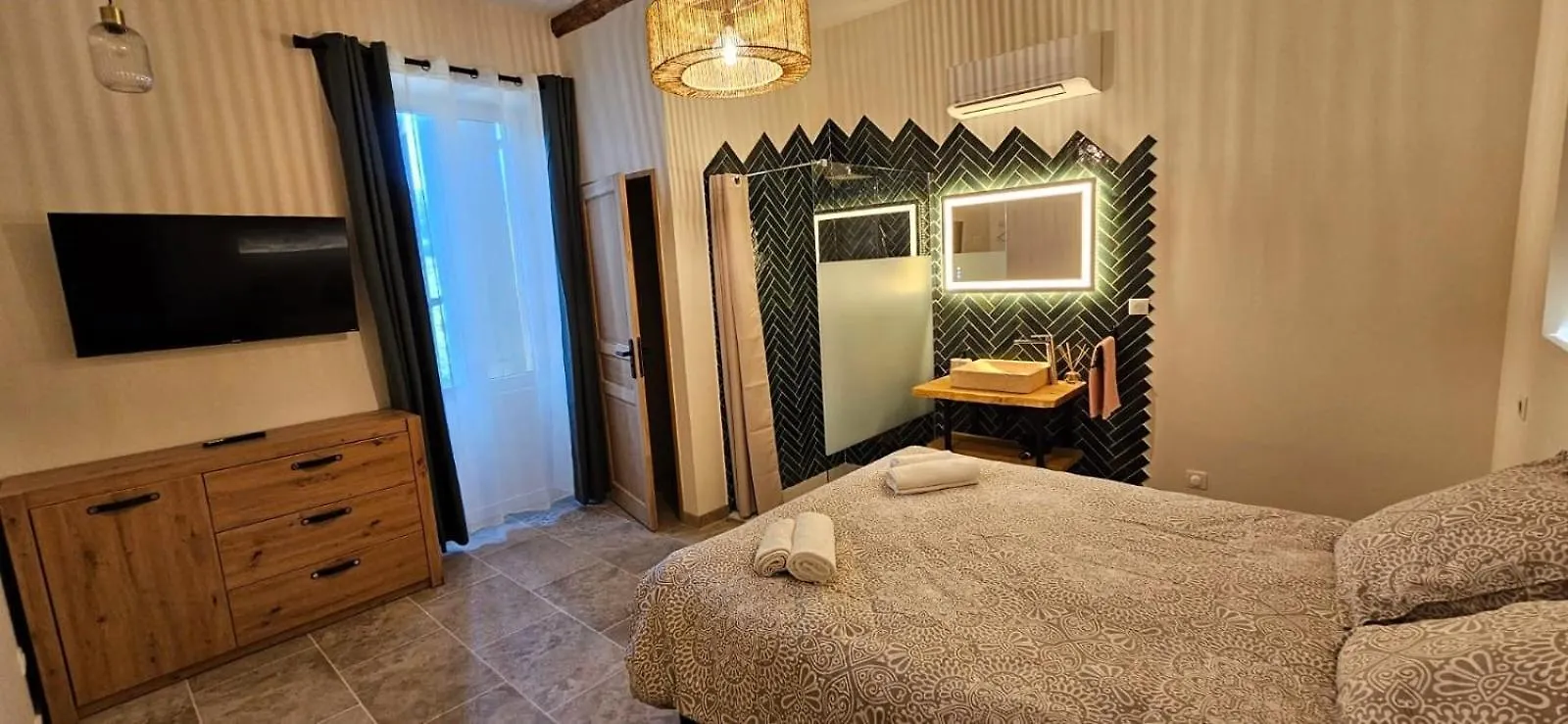 Mas Les Fabrys Au Coeur Du Luberon Villa Bonnieux 0*,